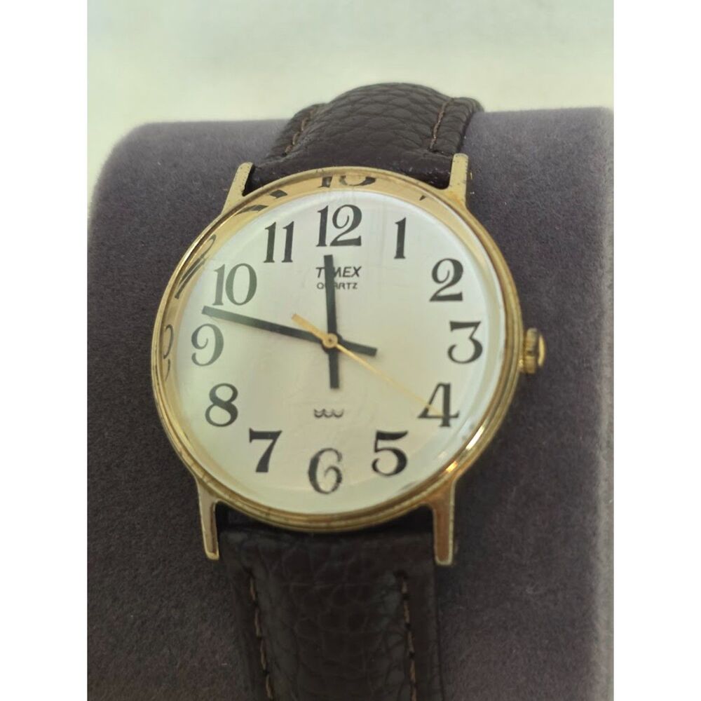 Vintage Timex Quartz Gold Tone Dress Watch - Cream Dial - New Battery